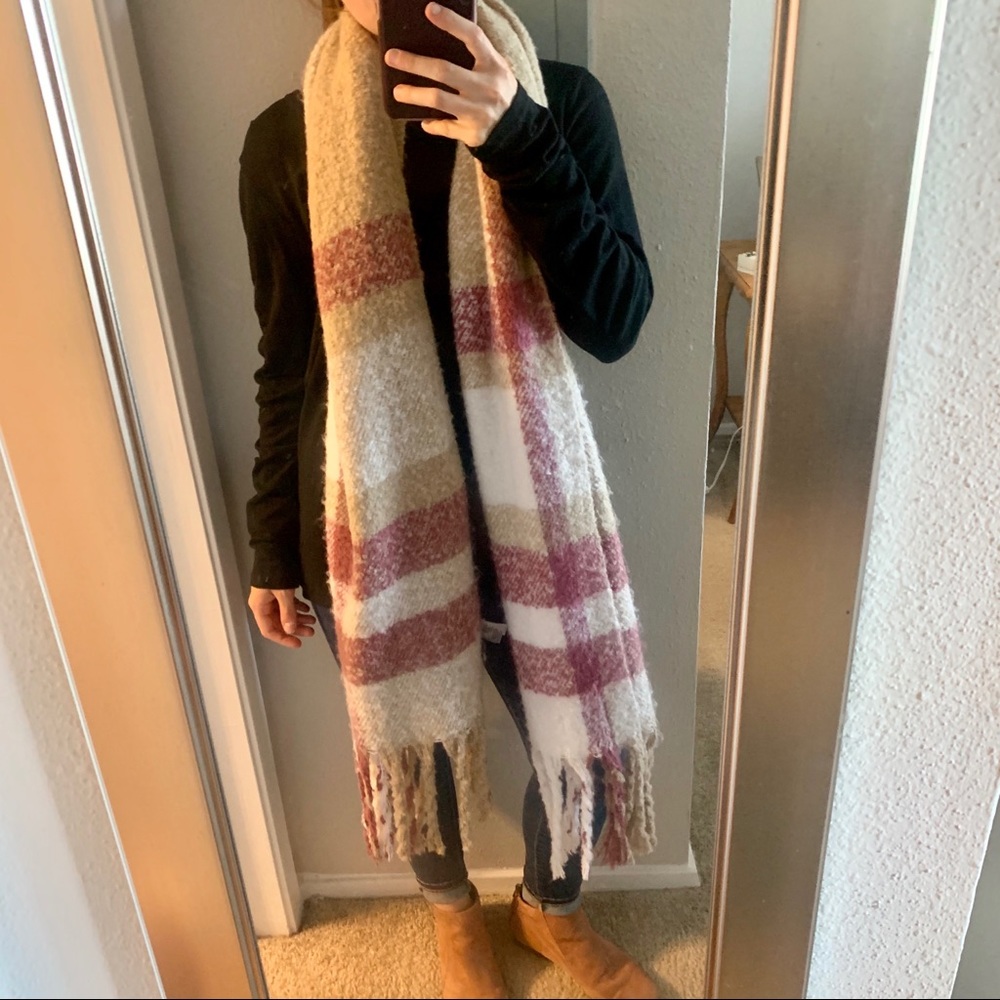 Calvin Klein Scarf